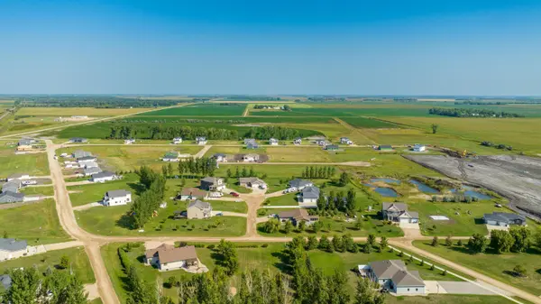 705 LORRAINE WAY, Colfax, ND 58018