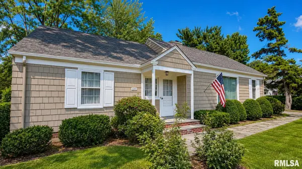 6045 N WICKWOOD RD, Peoria, IL 61614