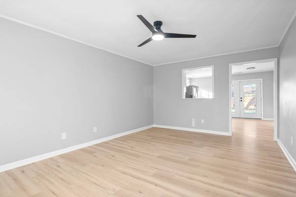 633 Foxfield Rd, Hopkinsville, KY 42240