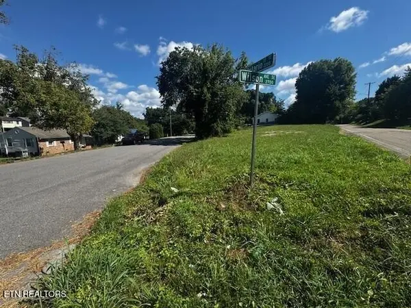 2739 Wilson Ave, Knoxville, TN 37914