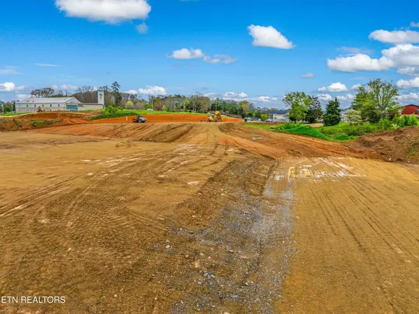 0 WinField Dunn Parkway, Kodak, TN 37764