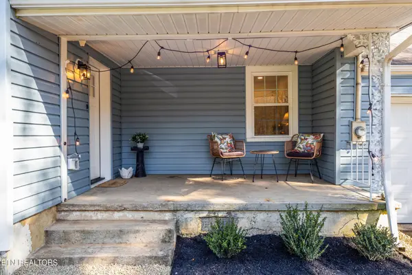 120 Stone Rd, Knoxville, TN 37920