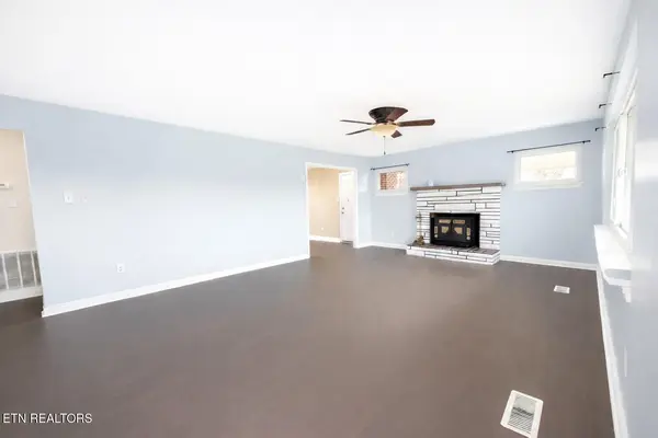 713 Cooper Ave, Rockwood, TN 37854