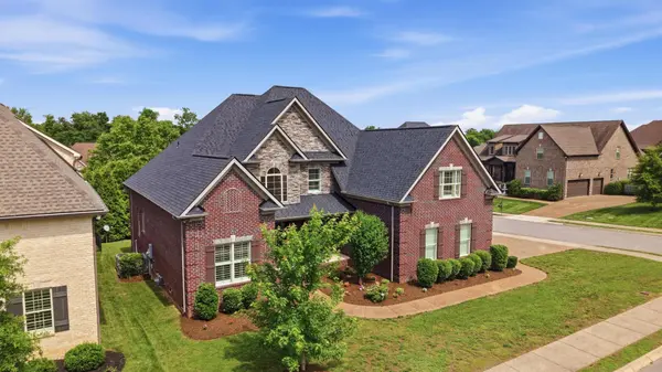 6000 Wallaby Ct, Spring Hill, TN 37174