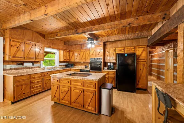 4620 Teague Branch Rd, Hartford, TN 37753