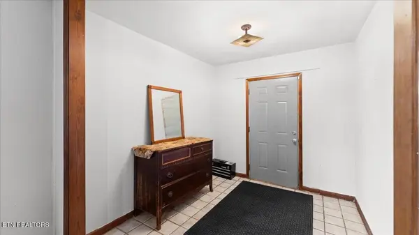 2956 Clover Hill Ridge Rd, Maryville, TN 37801