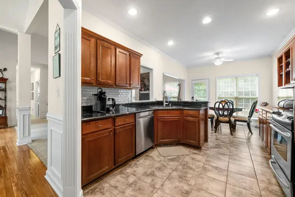 828 Brooke Valley Trce, Clarksville, TN 37043
