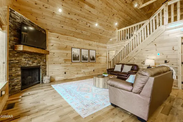3606 Parkland Way, Gatlinburg, TN 37738