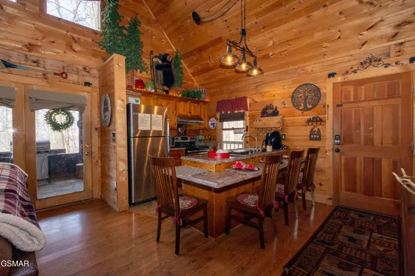 1011 Elm Circle, Sevierville, TN 37876
