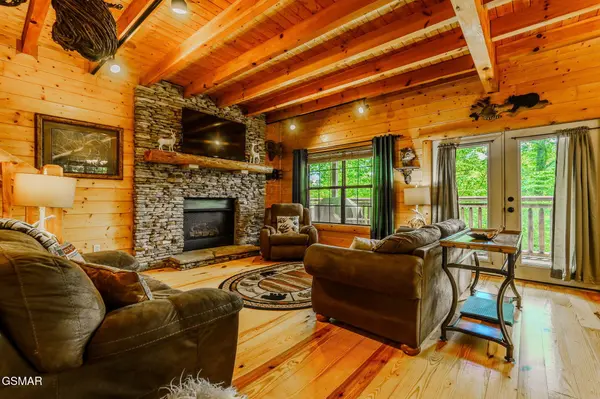 3517 Sand Ridge Way, Pigeon Forge, TN 37863