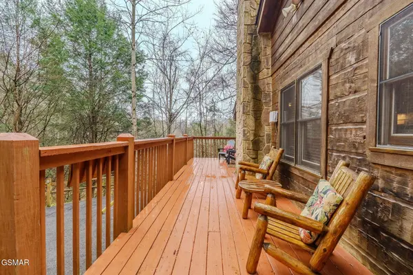 4320 Carolina Cove Way, Pigeon Forge, TN 37863
