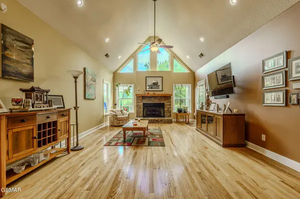 188 Happy Hollow Road, Madisonville, TN 37354