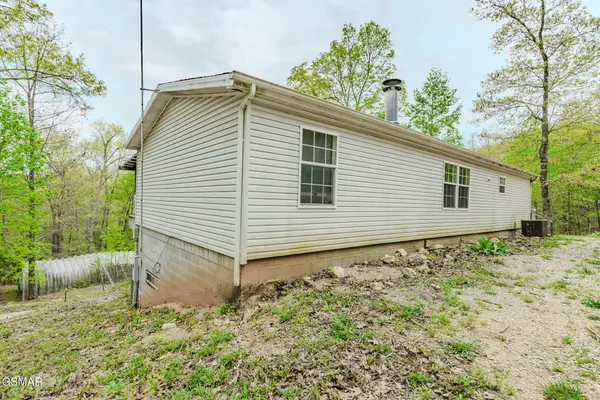 349 S Marlowe Lane, Speedwell, TN 37870