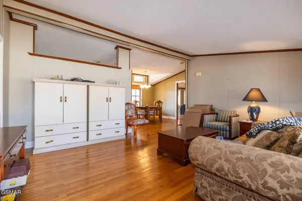 1369 Paradise Lane, Dandridge, TN 37725