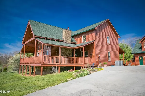 3385 Clear Valley Drive, Sevierville, TN 37862