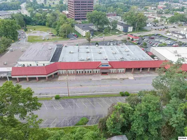 115 Broadway Avenue, Oak Ridge, TN 37830