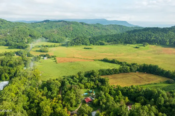 3435 Valley View, Sevierville, TN 37862