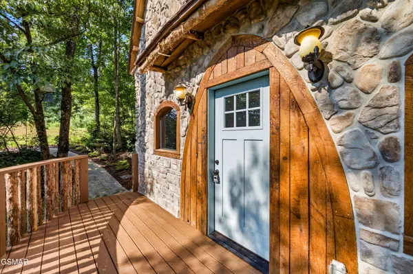 970 Douglas Dam Road, Kodak, TN 37764