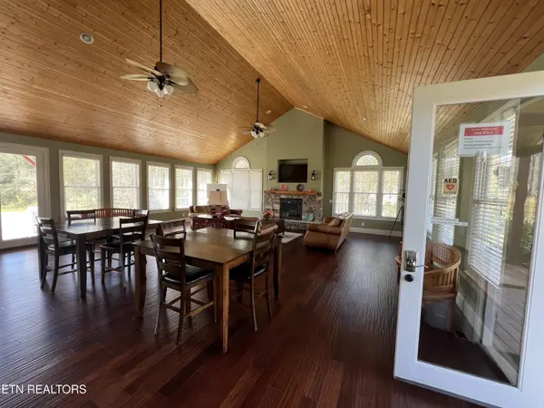 72 Pinnacle Pointe Way, Sharps Chapel, TN 37866