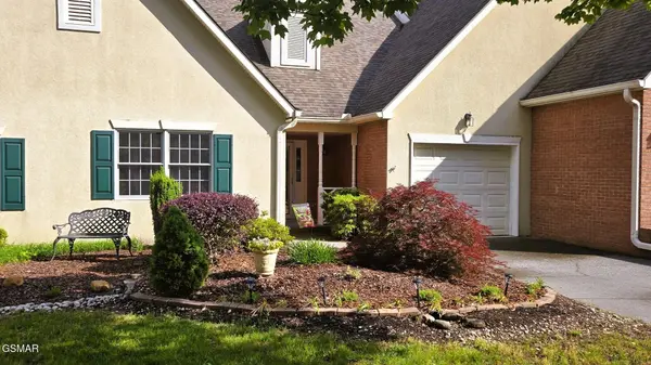 375 Paine Lake Drive, Sevierville, TN 37862