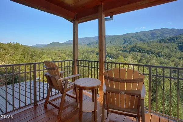 4310 Firefly View Way, Gatlinburg, TN 37738
