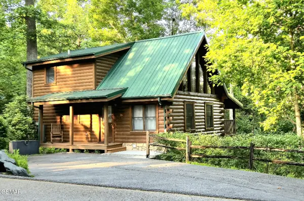 742 Yona Trail Way #16, Gatlinburg, TN 37738