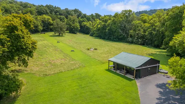 1600 Ledford Rd, Lewisburg, TN 37091