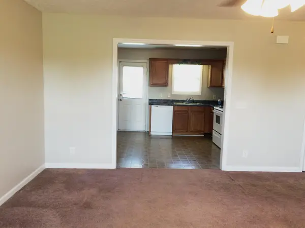 302 Fairway Grn, Shelbyville, TN 37160
