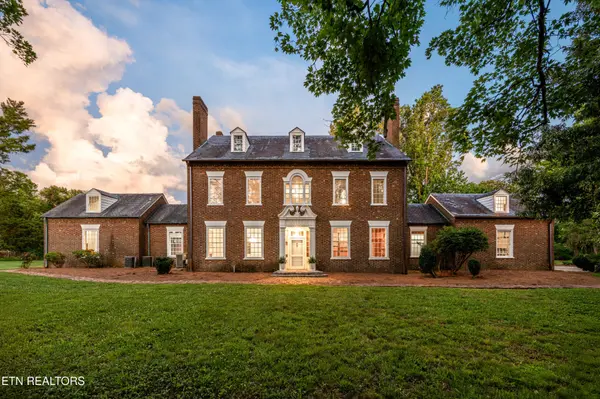 2112 Manor Drive, Knoxville, TN 37920