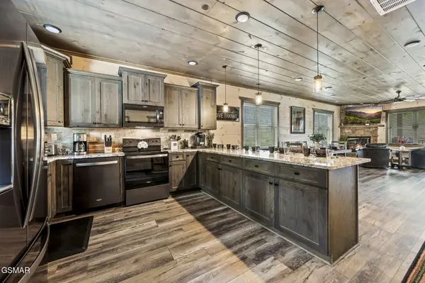 3140 Cherokee Valley Drive, Sevierville, TN 37862