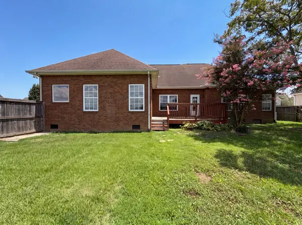 1044 Laramie Ct, Murfreesboro, TN 37128