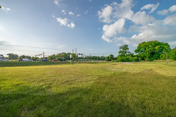 2408 Nashville Hwy, Columbia, TN 38401