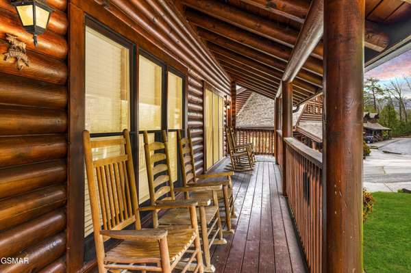 739 Golf View Boulevard, Pigeon Forge, TN 37863