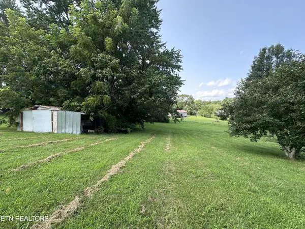 2701 Baseline Rd, Jamestown, TN 38556