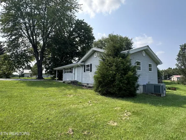 2701 Baseline Rd, Jamestown, TN 38556