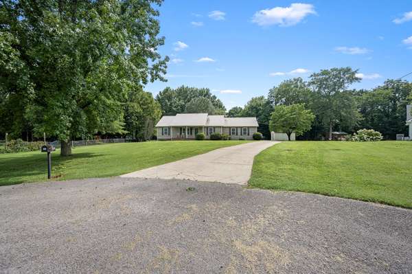 905 Tilden Ct, Lascassas, TN 37085