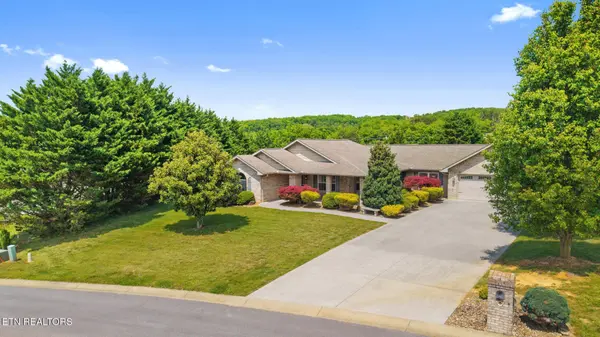 1018 Southwind Circle, Dandridge, TN 37725