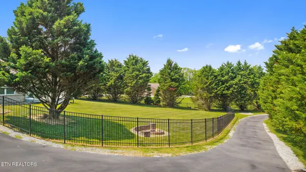 1018 Southwind Circle, Dandridge, TN 37725
