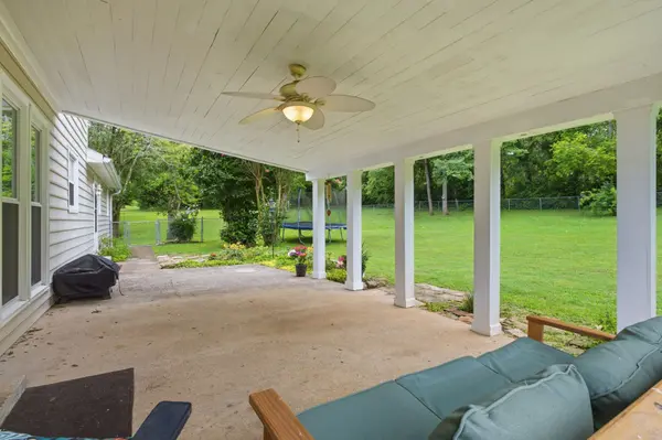 1829 Fox Chase Dr, Goodlettsville, TN 37072