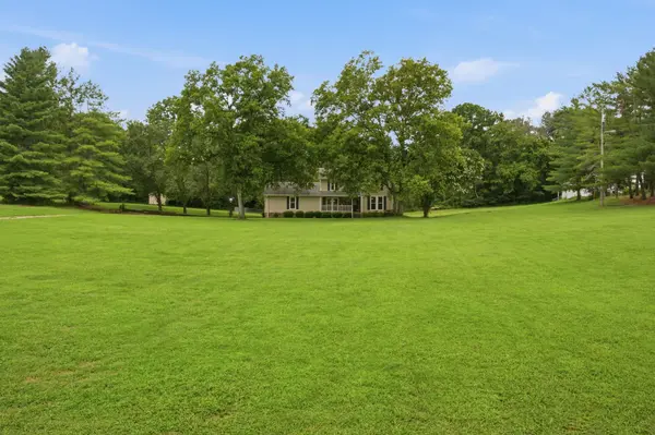 1829 Fox Chase Dr, Goodlettsville, TN 37072