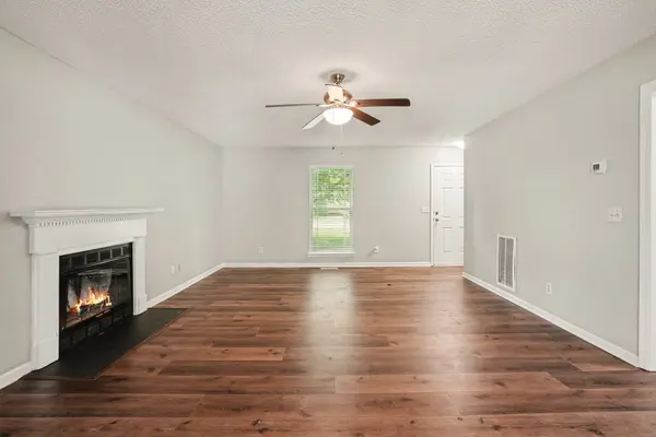 2414 Stones Throw Dr, Murfreesboro, TN 37129