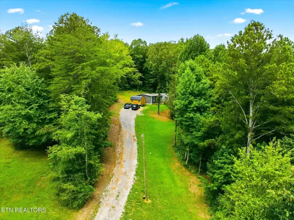 140 County Road 124, Athens, TN 37303