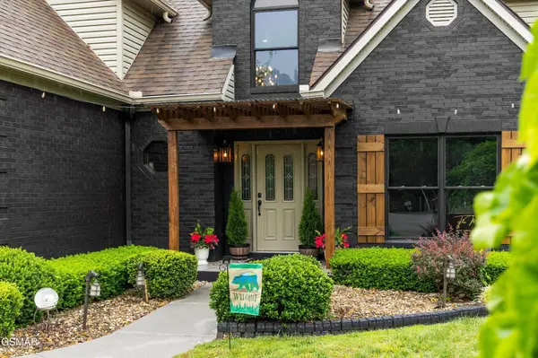 704 Blue Dun Court, Pigeon Forge, TN 37863