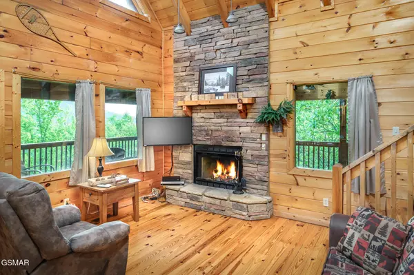 3129 Smokies Edge Road, Sevierville, TN 37862