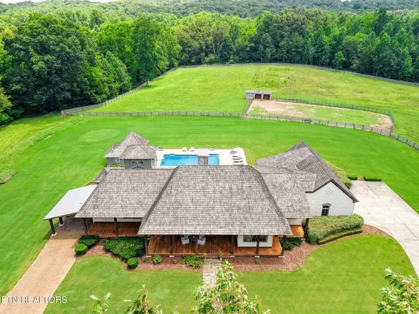 2000 Lawnville Rd, Kingston, TN 37763