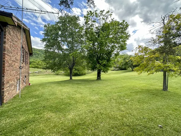 6259 Highway 131, Washburn, TN 37888