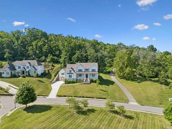 1019 Stockett Dr, Nashville, TN 37221