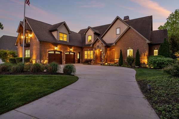 7860 Giorgio Circle, Ooltewah, TN 37363