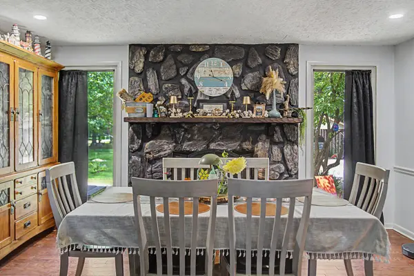 1001 Due West Cir, Lafayette, TN 37083