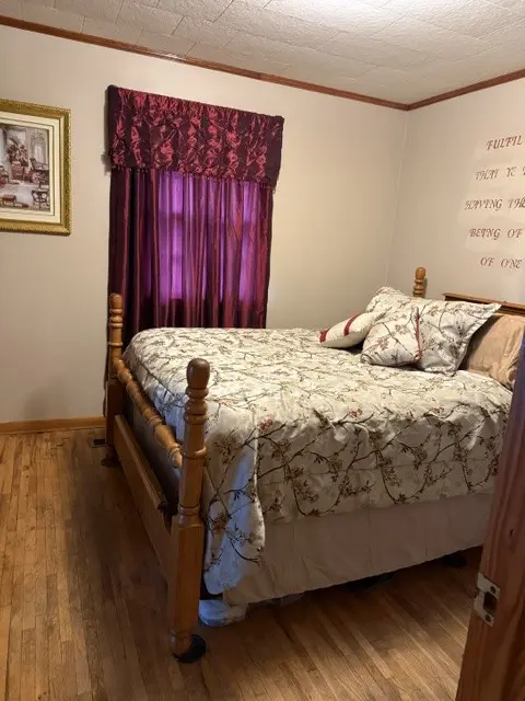 43 Danville Rd, Big Sandy, TN 38221